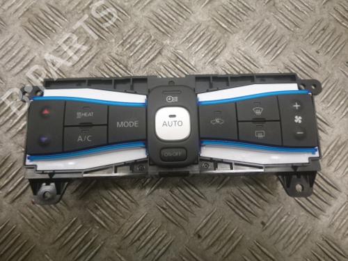 climate-control-nissan-leaf-ze0-2010-2011-2012-2013-2014-2015-2016-2017-38809450 main image
