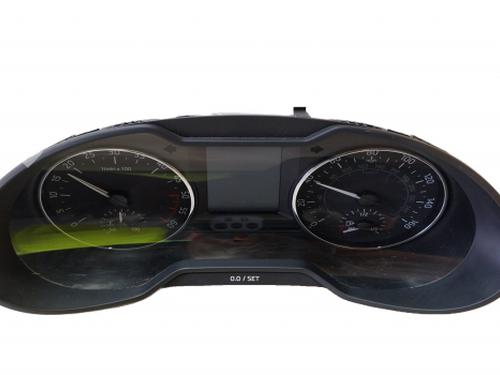 Used Instrument cluster Instrument cluster SKODA OCTAVIA III Combi (5E5, 5E6) 2.0 TDI (150 hp) 38806198 38806198