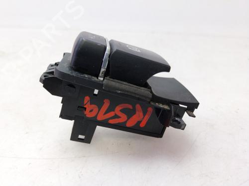 Switch BMW X4 (F26) xDrive 20 d | BP38806907I30 - Image 3