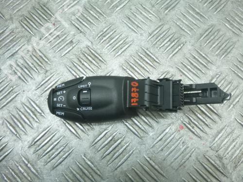 Used Switch Switch PEUGEOT 2008 II (UD_, US_, UY_, UJ_, UR_, UC_) e-2008 (UKZKXZ) (136 hp) 38815401 38815401
