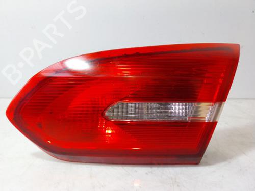 Used Right tailgate light Right tailgate light FORD FOCUS III Saloon 1.5 TDCi (95 hp) 38802817 38802817
