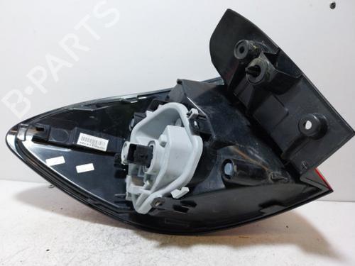 Right taillight RENAULT CAPTUR I (J5_, H5_) 1.5 dCi 90 (J5N4, J5M5, J5MW, J5M6, J5AL, J5AJ) | BP38816127C35 - Image 4
