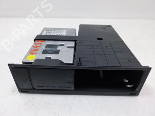 radio-audi-a5-sportback-8ta-2007-2008-2009-2010-2011-2012-2013-2014-2015-2016-2017-38807888 main image