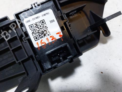 Left front window switch LAND ROVER DEFENDER Station Wagon (L663) P400e Hybrid 4x4 | BP38811220I27 - Image 4