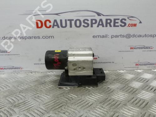 Used ABS pump ABS pump VAUXHALL VECTRA Mk II (C) GTS (Z02) 1.9 CDTI (120 hp) 38810885 38810885