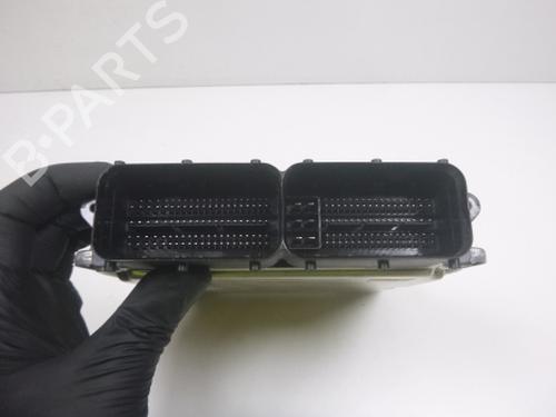 Engine control unit (ECU) VW PASSAT B8 (3G2, CB2) 2.0 TDI | BP38811861M57 - Image 4