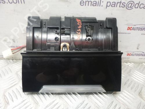 ashtray-vw-passat-b8-3g2-cb2-2014-38812221 main image