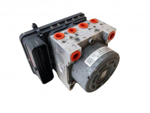 Used ABS pump ABS pump VW GOLF VII (5G1, BQ1, BE1, BE2) 1.6 TDI (110 hp) 38812469 38812469