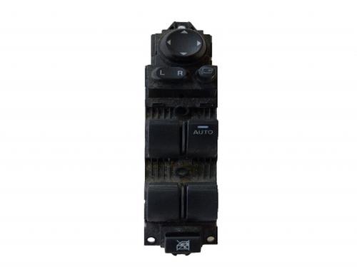 Used Right front window switch Right front window switch MAZDA 3 Saloon (BL) 1.6 MZR CD (BL12) (109 hp) 38815834 38815834