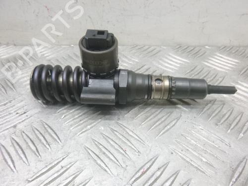Used Injector Injector VW GOLF V (1K1) 2.0 TDI 16V (140 hp) 38810105 38810105