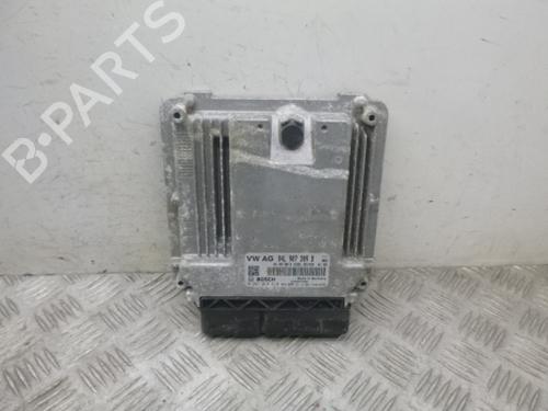 Used Engine control unit (ECU) Engine control unit (ECU) VW GOLF VII (5G1, BQ1, BE1, BE2) 1.6 TDI (105 hp) 38813659 38813659