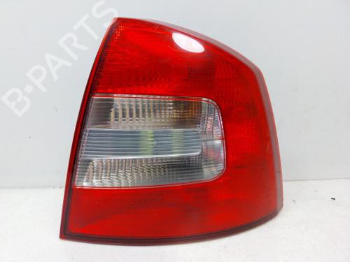 Used Right taillight Right taillight SKODA OCTAVIA II (1Z3) 1.6 TDI (105 hp) 38804288 38804288