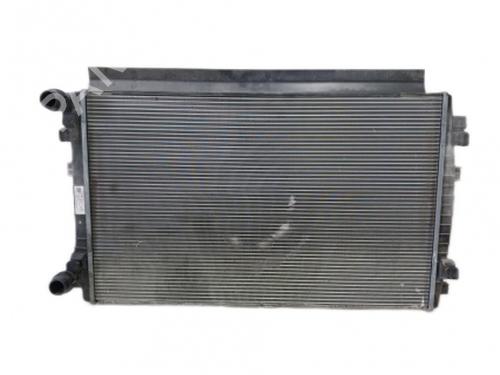 Used Water radiator Water radiator VW GOLF VII (5G1, BQ1, BE1, BE2) 1.0 TSI (110 hp) 38814308 38814308