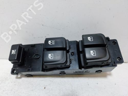 Used Right front window switch Right front window switch HYUNDAI i20 I (PB, PBT) 1.2 (78 hp) 38806745 38806745