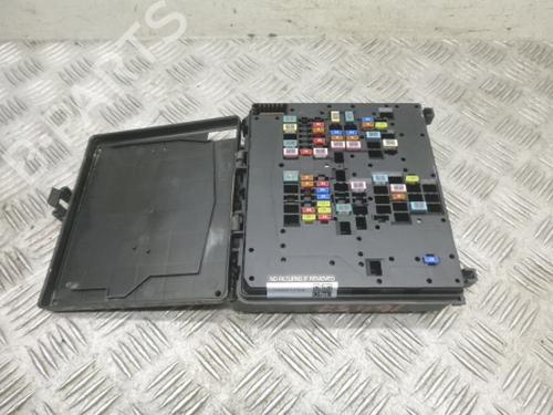 Used Fuse box Fuse box FORD FIESTA VII (HJ, HF) 1.1 Ti-VCT (71 hp) 38812235 38812235
