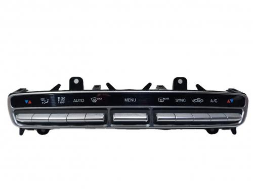 climate-control-mercedes-benz-e-class-convertible-a238-2017-38813892 main image