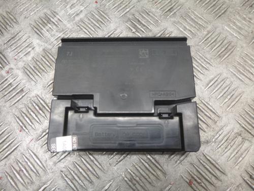 Used Electronic module Electronic module TOYOTA YARIS (_P21_, _PA1_, _PH1_) 1.5 Hybrid (MXPH10, MXPH11) (116 hp) 38809692 38809692