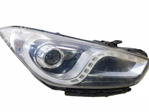 Used Right headlight Right headlight HYUNDAI i40 I (VF) 1.7 CRDi (116 hp) 40466849 40466849