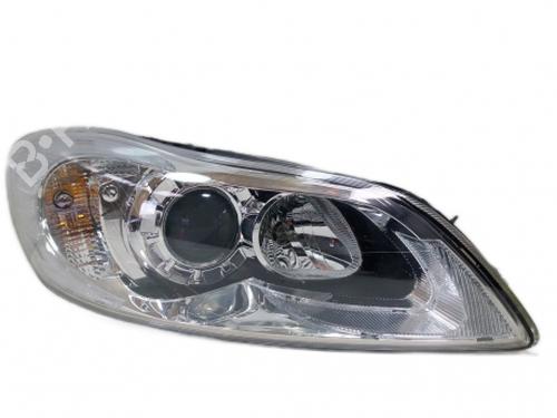 right-headlight-volvo-c30-533-2006-2007-2008-2009-2010-2011-2012-2013-38801998 main image