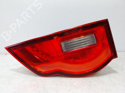 right-tailgate-light-jaguar-f-pace-x761-2015-38808650 main image