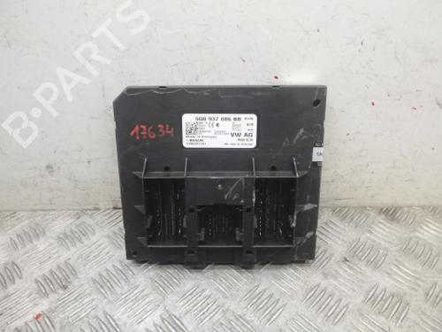 fuse-box-vw-passat-b8-3g2-cb2-2014-38814964 main image