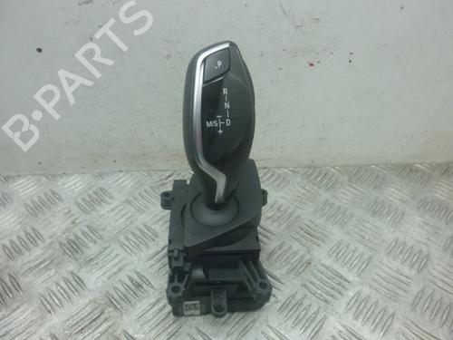 Used Gear lever Gear lever BMW 5 (G30, F90) 530 e Plug-in Hybrid (252 hp) 38809468 38809468