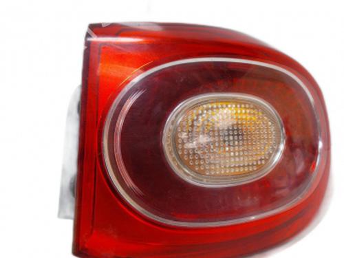 right-taillight-vw-tiguan-5n_-2007-2008-2009-2010-2011-2012-2013-2014-2015-2016-2017-2018-38802451 main image