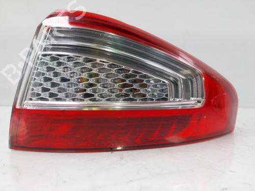 Used Right taillight Right taillight FORD MONDEO IV Saloon (BA7) 1.6 TDCi (115 hp) 38808229 38808229