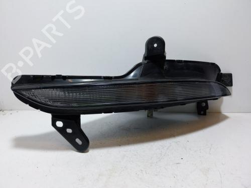 left-front-indicator-renault-megane-iv-hatchback-b9amn_-2015-38805613 main image