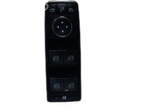Used Right front window switch Right front window switch MERCEDES-BENZ E-CLASS (W212) E 220 CDI / BlueTEC (212.001, 212.002) (170 hp) 38811970 38811970