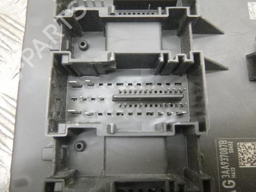 Fuse box VW PASSAT CC B6 (357) 2.0 TDI | BP38804229E1 - Image 5