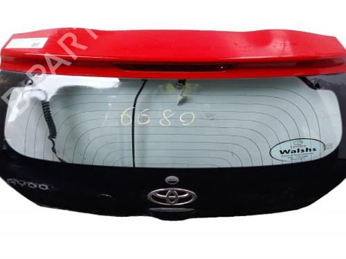tailgate-toyota-aygo-_b4_-2014-38808408 main image