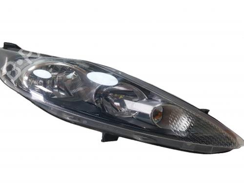 Used Right headlight Right headlight FORD FIESTA VI (CB1, CCN) 1.25 (60 hp) 39247704 39247704