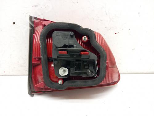 Right tailgate light VW TOURAN (1T3) 1.6 TDI | BP38808360C80 - Image 3