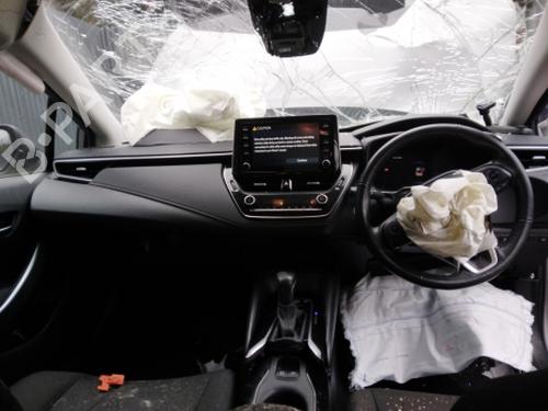 Switch TOYOTA COROLLA Saloon (_E21_) 1.8 VVTi Hybrid (ZWE211) | BP38805031I30  - Image 12