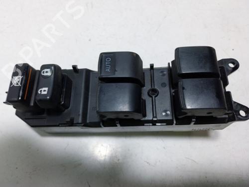 Used Right front window switch Right front window switch TOYOTA COROLLA Saloon (_E15_) 1.4 VVT-i (ZZE150_) (97 hp) 38811669 38811669