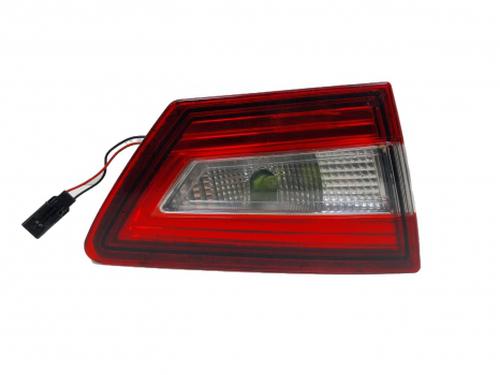 left-tailgate-light-renault-clio-iv-bh_-2012-2013-2014-2015-2016-2017-2018-2019-2020-2021-38807078 main image