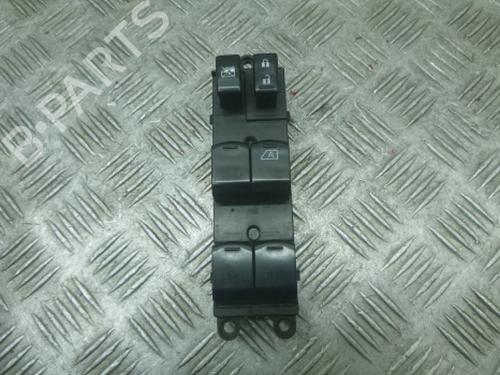 Used Right front window switch Right front window switch NISSAN TIIDA Hatchback (C11) 1.6 (110 hp) 38806300 38806300