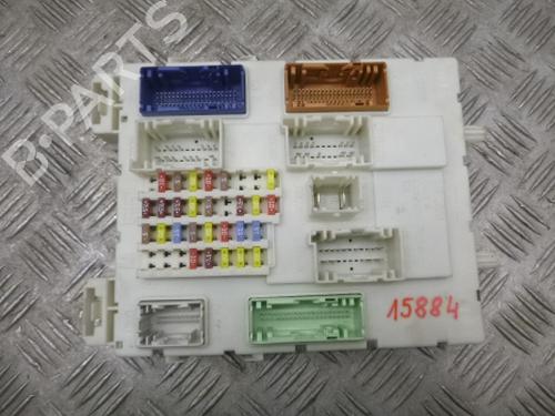 Used Fuse box Fuse box FORD FOCUS III Turnier 1.5 TDCi (120 hp) 38804707 38804707
