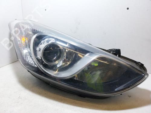 Used Right headlight Right headlight HYUNDAI i30 (GD) 1.6 CRDi (128 hp) 38802810 38802810