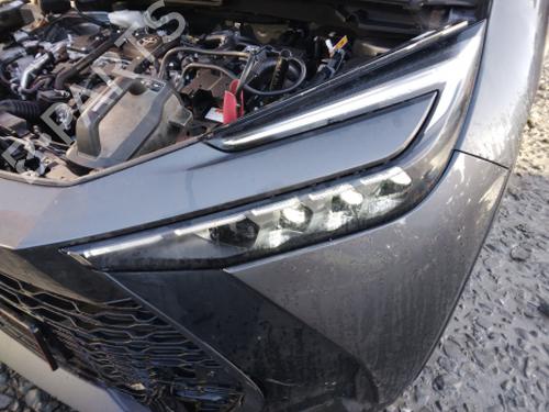 Used Left headlight Left headlight TOYOTA C-HR (_X1_) 1.8 Hybrid (ZYX10_, ZYX11_, ZYX10R, ZYX11R) (122 hp) 38814231 38814231