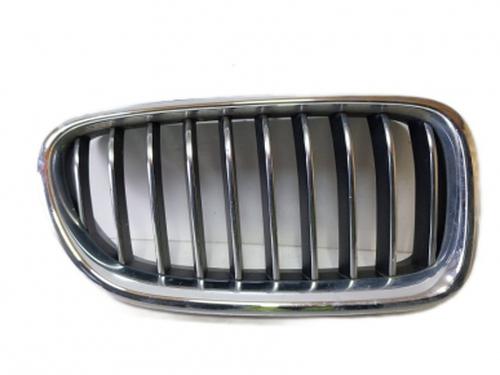 grille-bmw-5-f10-2009-2010-2011-2012-2013-2014-2015-2016-38812970 main image