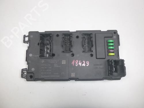 Used Fuse box Fuse box BMW 4 Coupe (F32, F82) 420 d (184 hp) 38810441 38810441