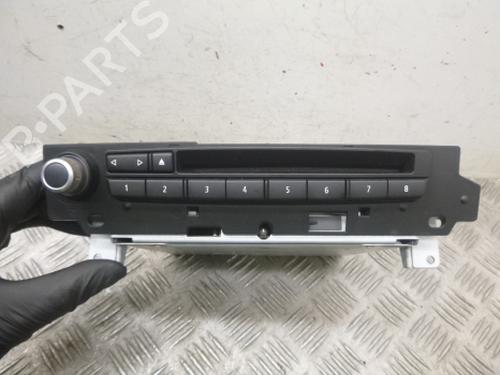 Used Radio Radio BMW 5 (E60) 520 d (177 hp) 38809754 38809754