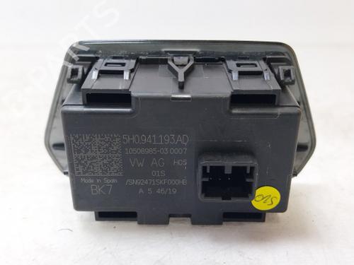 Headlight switch VW GOLF VIII (CD1, DA1) 2.0 TDI | BP38809621I24 - Image 3