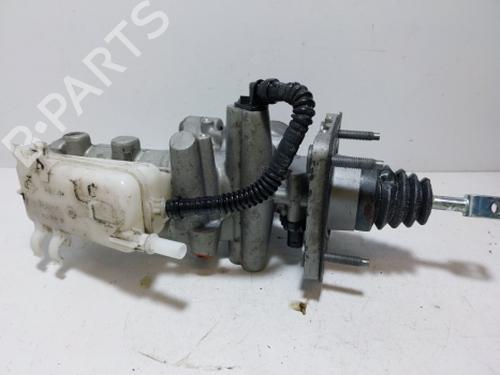 Brake master cylinder RENAULT ZOE (BFM_) ZOE | BP38805028M77 - Image 2