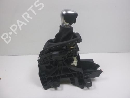 gear-lever-toyota-c-hr-_x1_-2016-38813821 main image