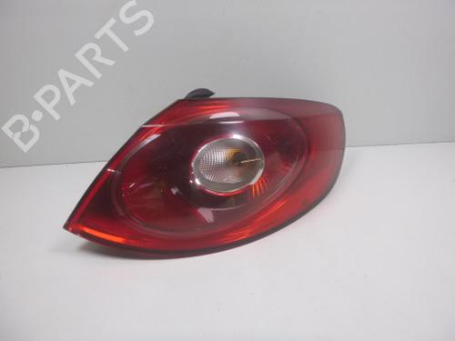 right-taillight-vw-passat-b7-362-2010-2011-2012-2013-2014-2015-2016-38813265 main image
