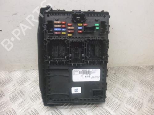 fuse-box-ford-focus-iv-hn-2018-38806684 main image