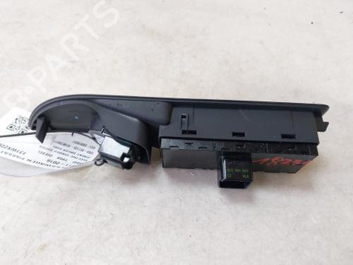 Right front window switch VW CC B7 (358) 2.0 TDI | BP38804061I26 - Image 3